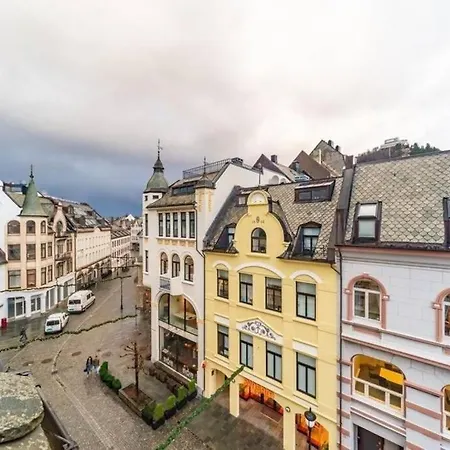 Alesund Skysuite Exterior photo